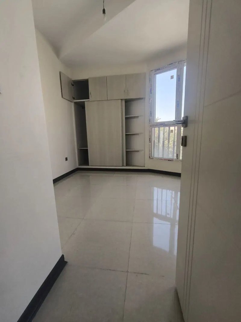 آپارتمان 79 متری دو خوابه در سبلان شمالی تهران13822327949