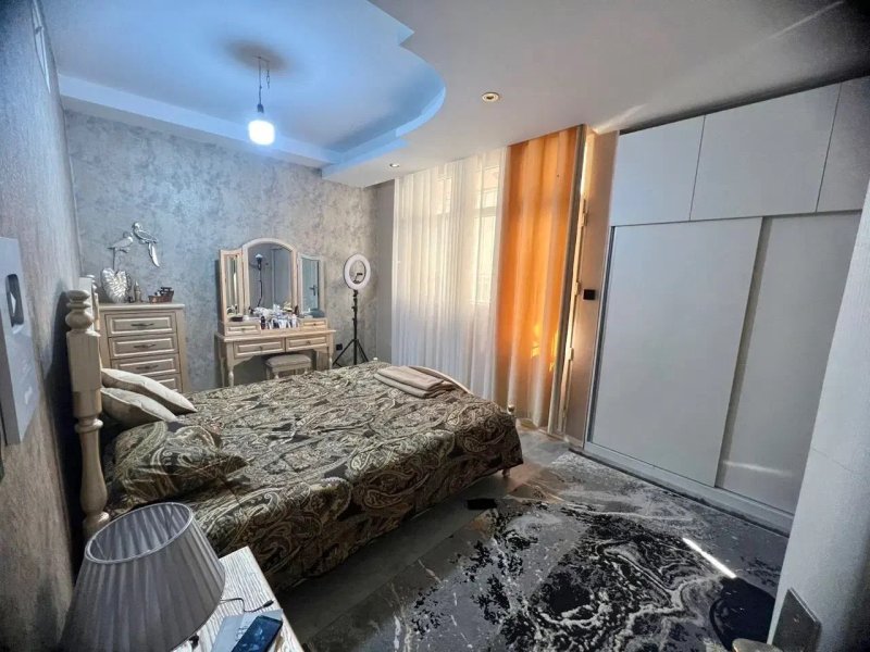 آپارتمان 102 متری دو خوابه در شهرک پرواز تهران13830828087