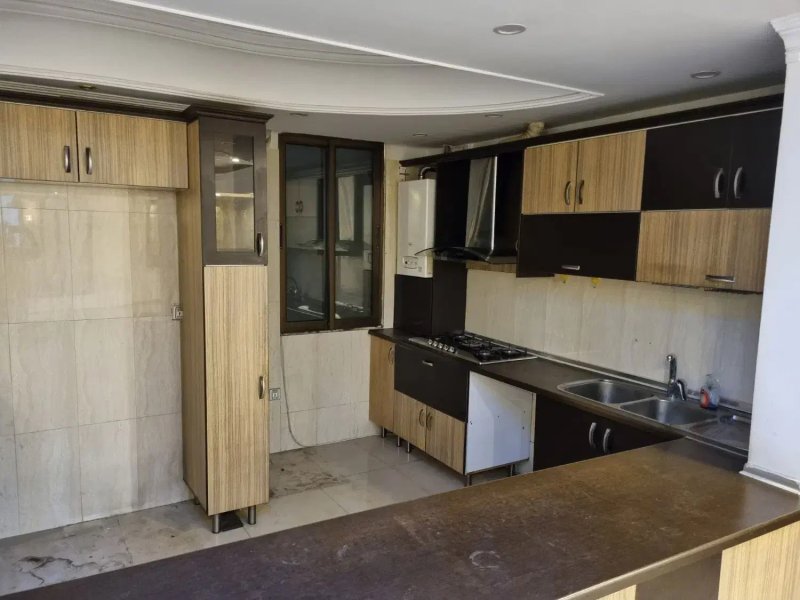 آپارتمان 115 متری دو خوابه در قیطریه تهران13835228129