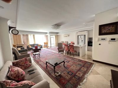 آپارتمان 150 متری سه خوابه در اباذر منطقه 5 تهران