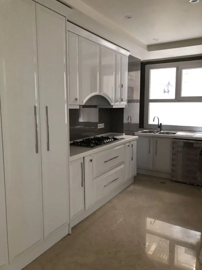 آپارتمان 160 متری سه خوابه در سعادت آباد تهران13821227922