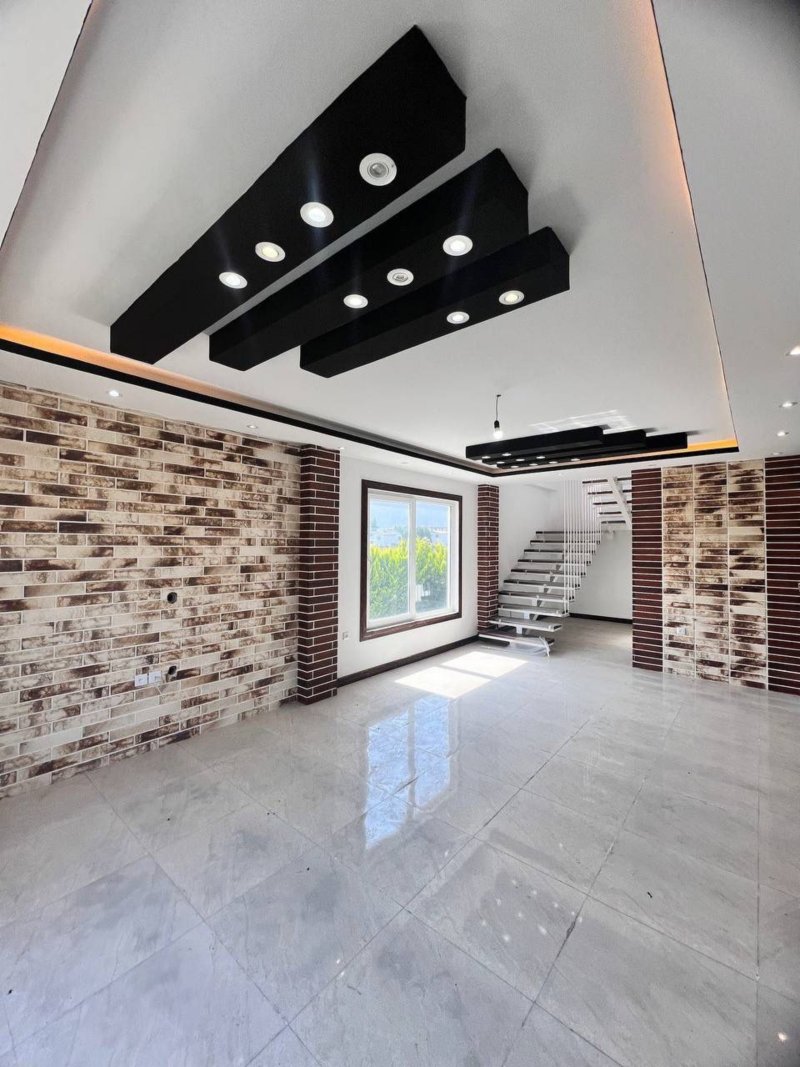 ویلا 220 متری سه خوابه در چلندر نوشهر13831128088