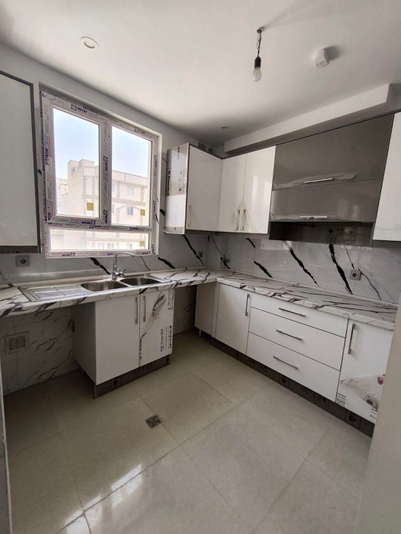 آپارتمان 68 متری دو خوابه در سبلان شمالی تهران13822127937