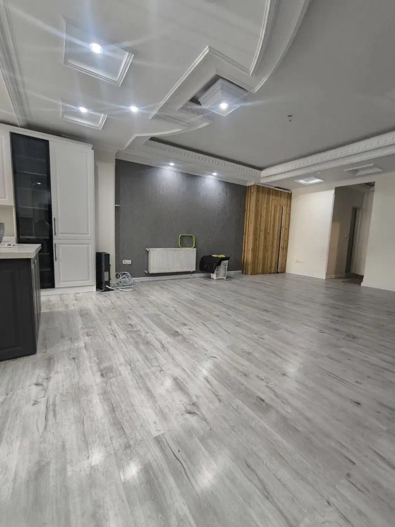 آپارتمان 92 متری دو خوابه در نیلوفر تهران13824528020