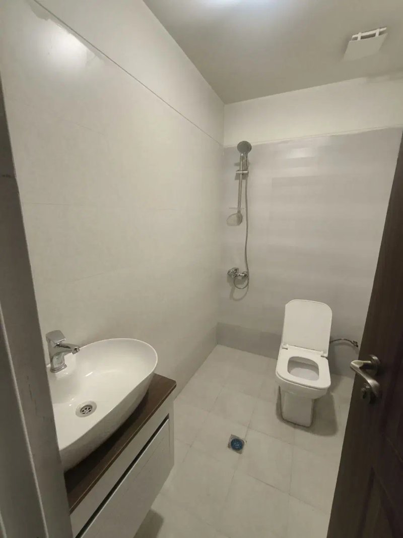 آپارتمان 101 متری دو خوابه در بهار تهران13823327990