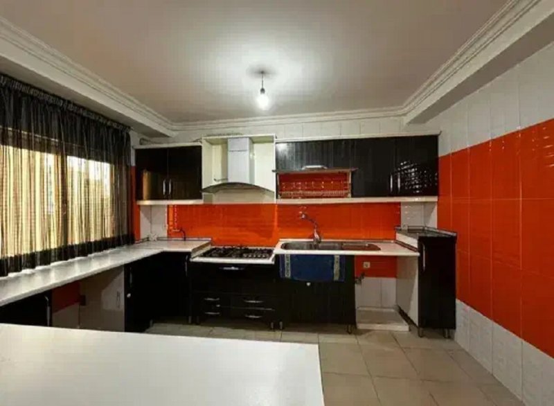 آپارتمان 95 متری دو خوابه در نور نور مازندران13839128232