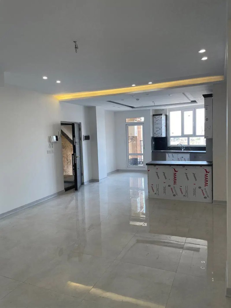 آپارتمان 94 متری دو خوابه در کاج تهران13838328200