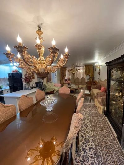 آپارتمان 130 متری دو خوابه در کاج تهران