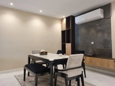 آپارتمان 104 متری دو خوابه در نیاوران تهران