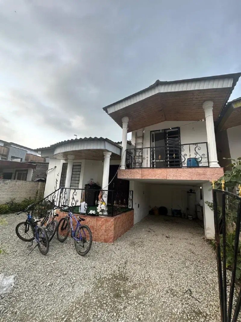 ویلا 200 متری دو خوابه در سیسنگان نوشهر13849628433