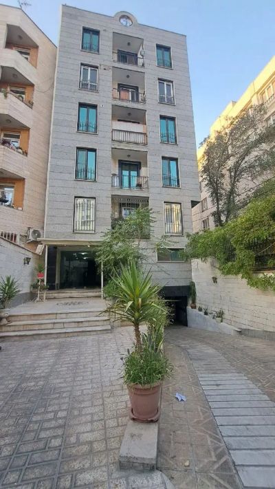 آپارتمان 90 متری دو خوابه در سازمان برنامه شمالی تهران