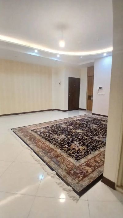 آپارتمان 88 متری دو خوابه در کوی ارم تهران