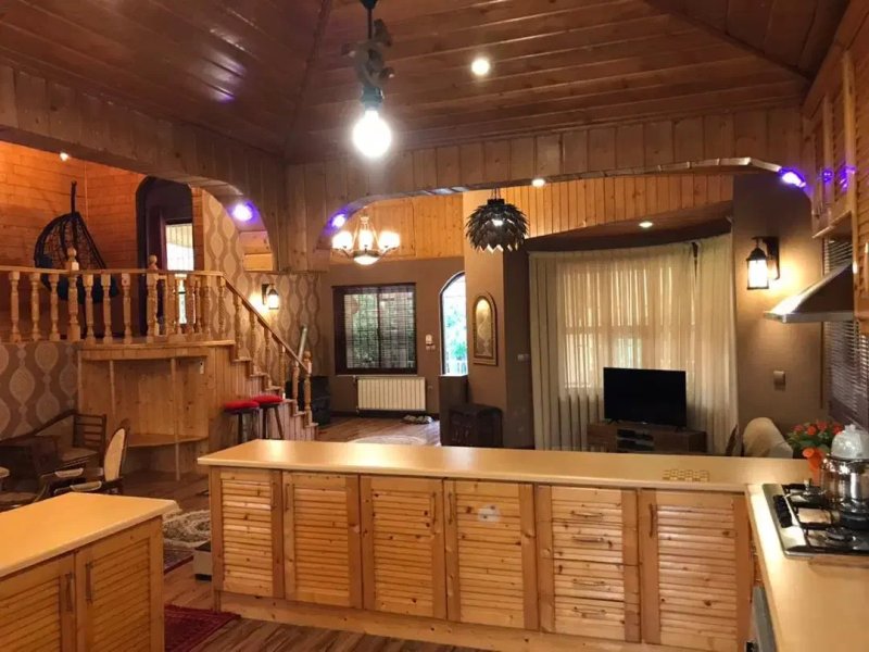 ویلا 700 متری چهارخوابه در نوشهر13844428337