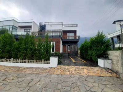 ویلا 300 متری سه خوابه در سیسنگان نوشهر