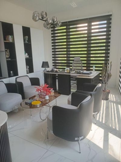 اداری 400 متری چهارخوابه در ونک تهران