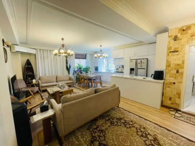 آپارتمان 90 متری دو خوابه در سازمان برنامه شمالی تهران