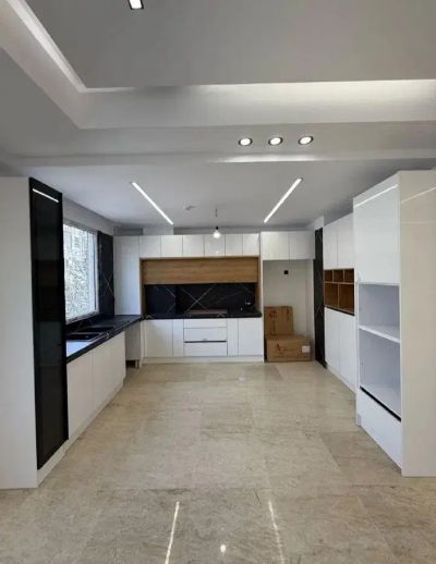 آپارتمان 78 متری دو خوابه در سازمان برنامه شمالی تهران