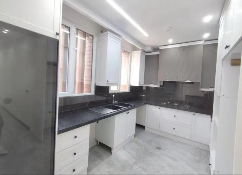 آپارتمان 133 متری سه خوابه در تهران نو تهران13851428484