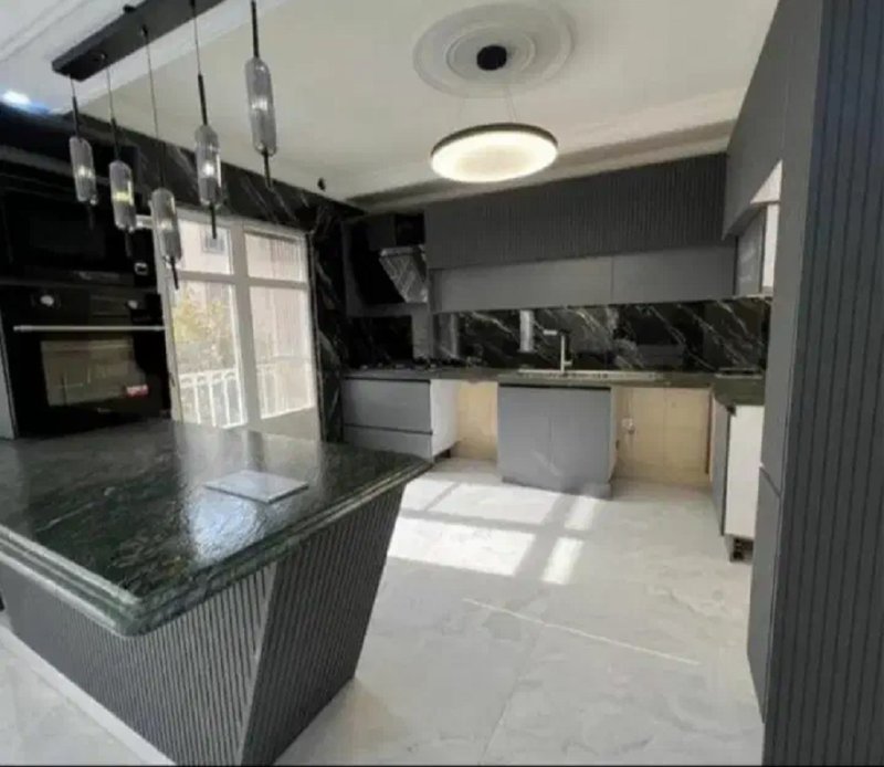 آپارتمان 80 متری دو خوابه در سازمان برنامه شمالی تهران13866028607