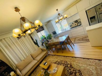 آپارتمان 90 متری دو خوابه در سازمان برنامه شمالی تهران