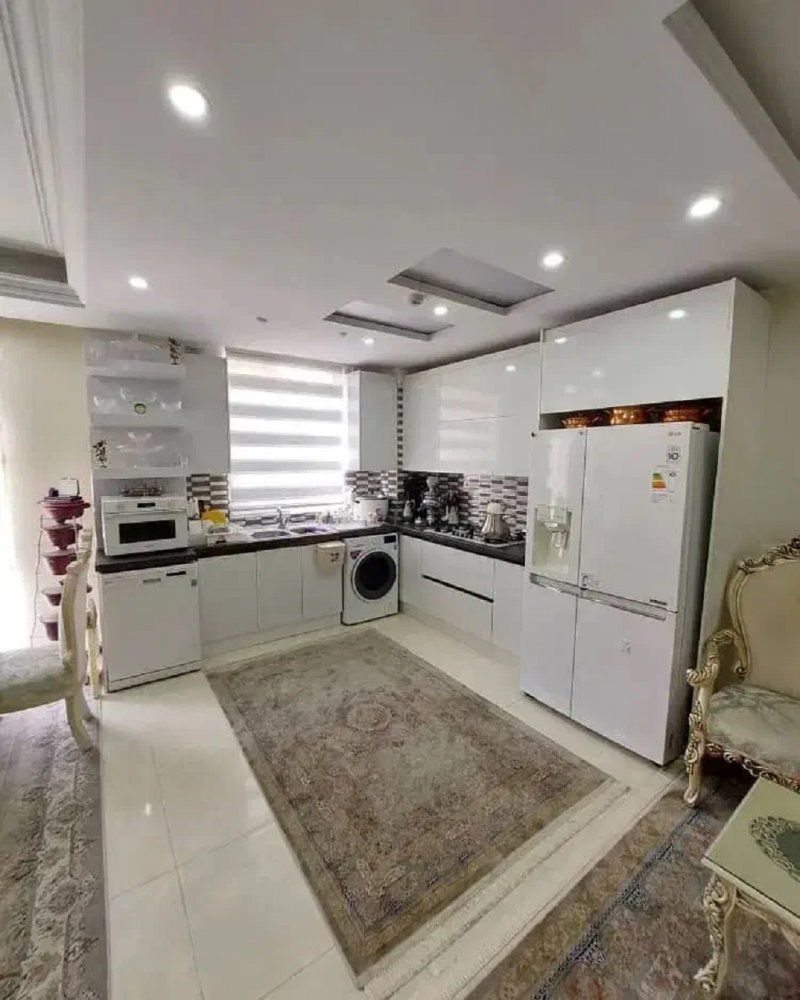 آپارتمان 65 متری یک خوابه در سازمان برنامه شمالی تهران13858528532