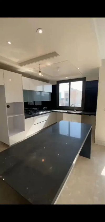 آپارتمان 89 متری دو خوابه در جنت آباد جنوبی تهران