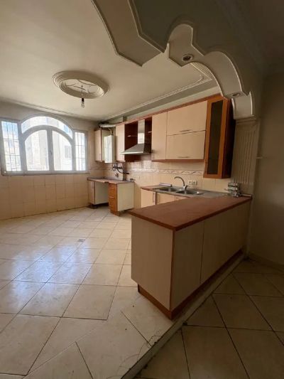 آپارتمان 80 متری دو خوابه در نیروی هوایی تهران