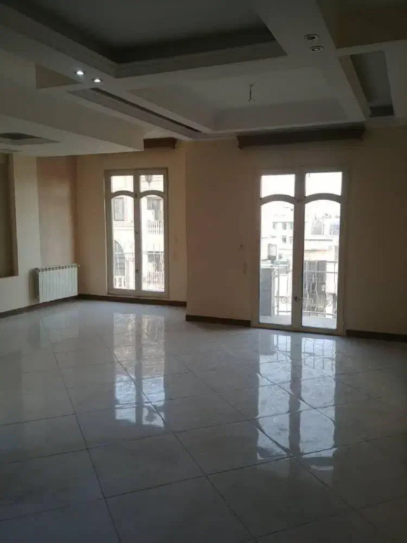 آپارتمان 130 متری دو خوابه در نیروی هوایی تهران13870328675