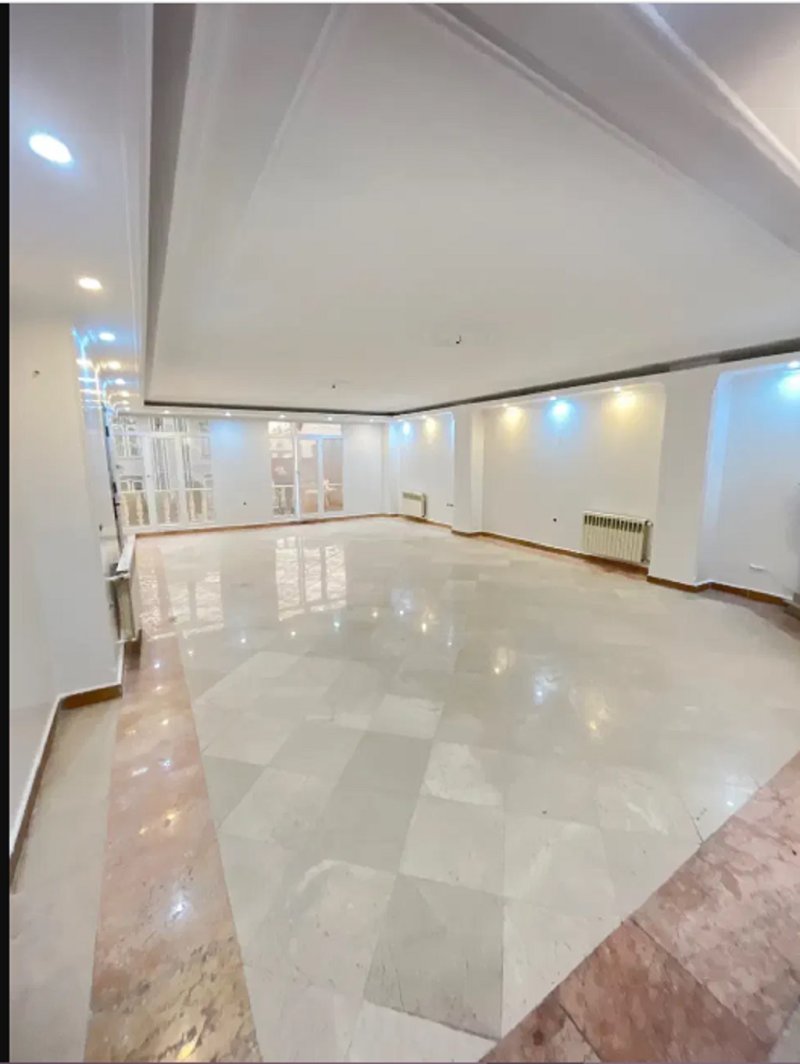 آپارتمان 126 متری دو خوابه در آیت الله کاشانی اسلام شهر13869128657