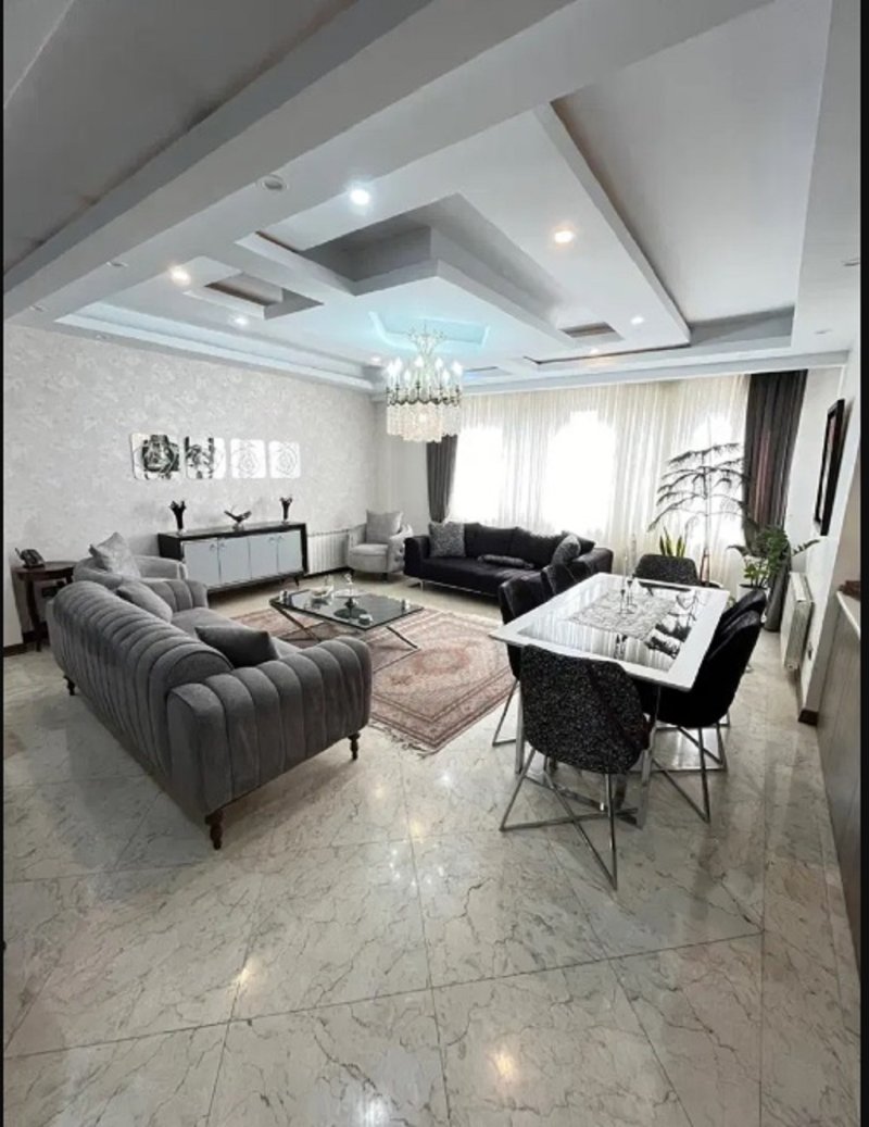 آپارتمان 127 متری سه خوابه در آیت الله کاشانی تهران13869328660