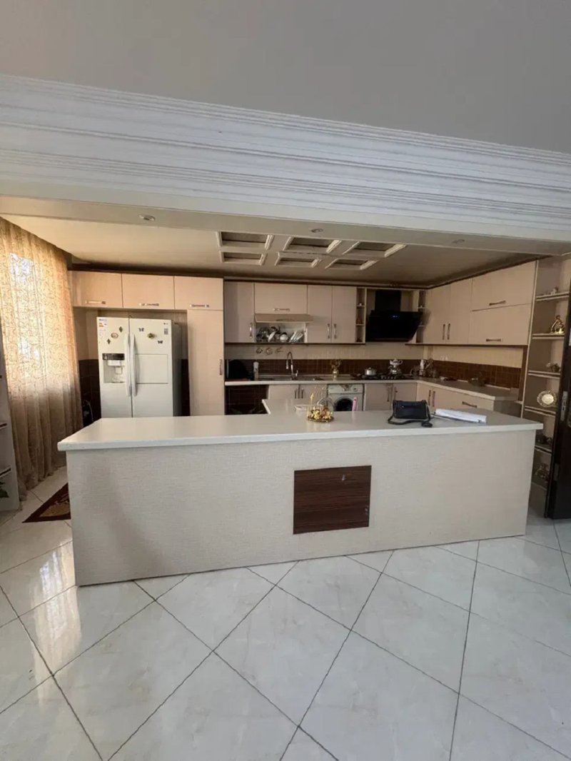 آپارتمان 113 متری دو خوابه در نیروی هوایی تهران13870228672