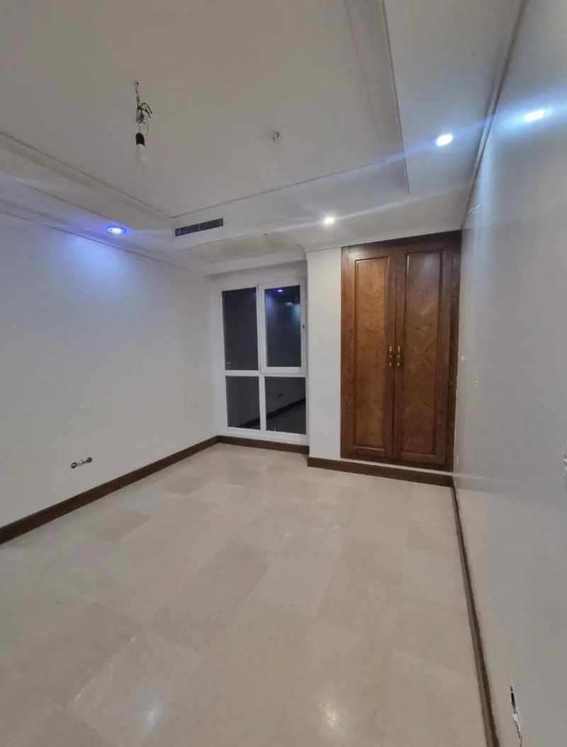 آپارتمان 180 متری سه خوابه در اقدسیه تهران13874828718