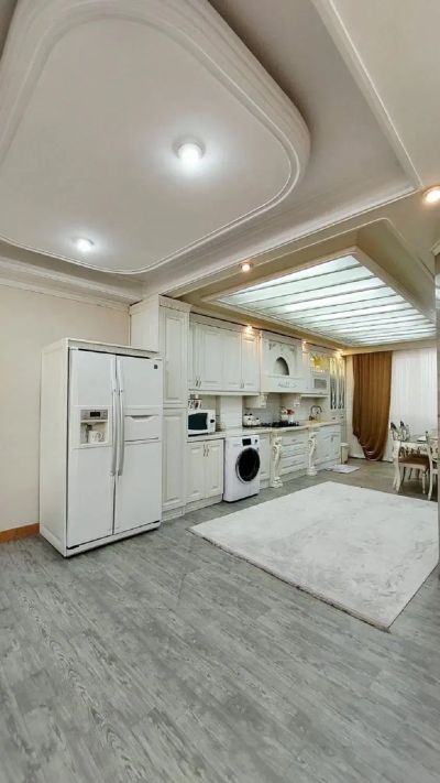 آپارتمان 182 متری سه خوابه در نیروی هوایی تهران