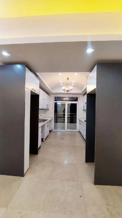 آپارتمان 108 متری دو خوابه در نیروی هوایی تهران