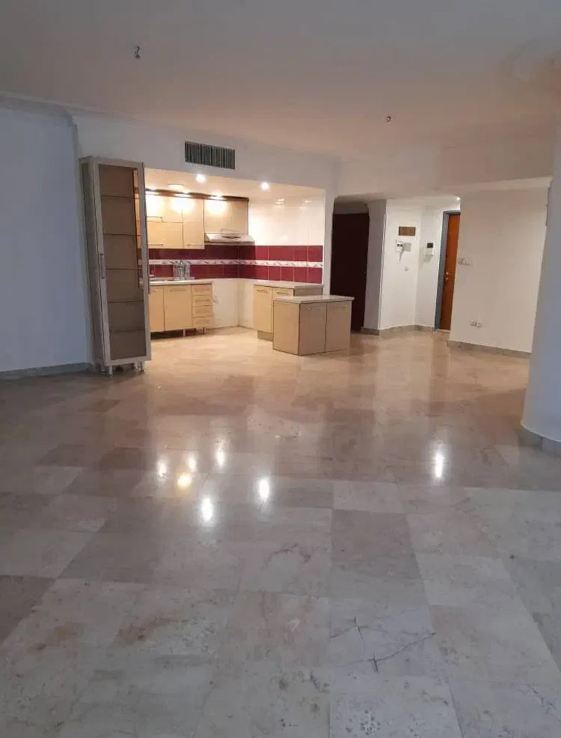 آپارتمان 130 متری دو خوابه در اختیاریه تهران13875228730