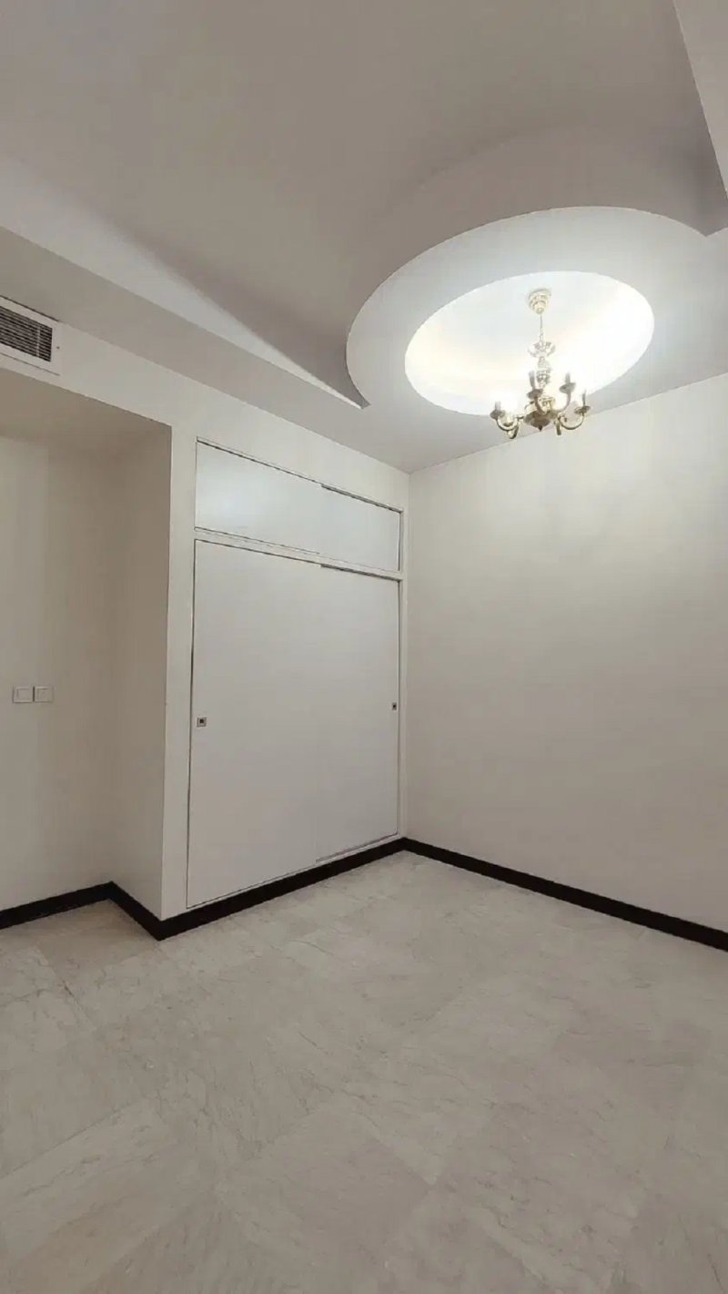 آپارتمان 108 متری دو خوابه در نیروی هوایی تهران13879328773