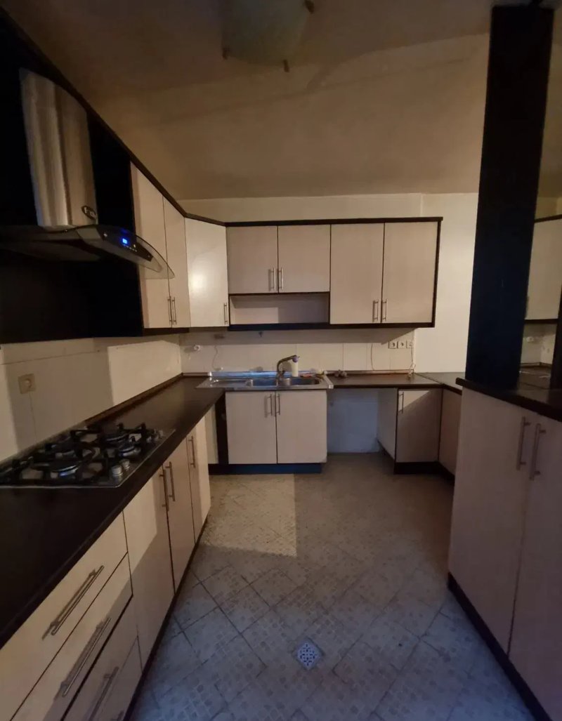 آپارتمان 105 متری دو خوابه در شریعتی تهران13874928724