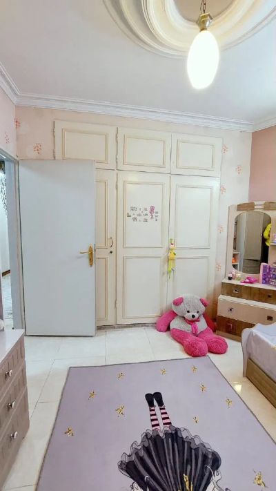 آپارتمان 182 متری سه خوابه در نیروی هوایی تهران