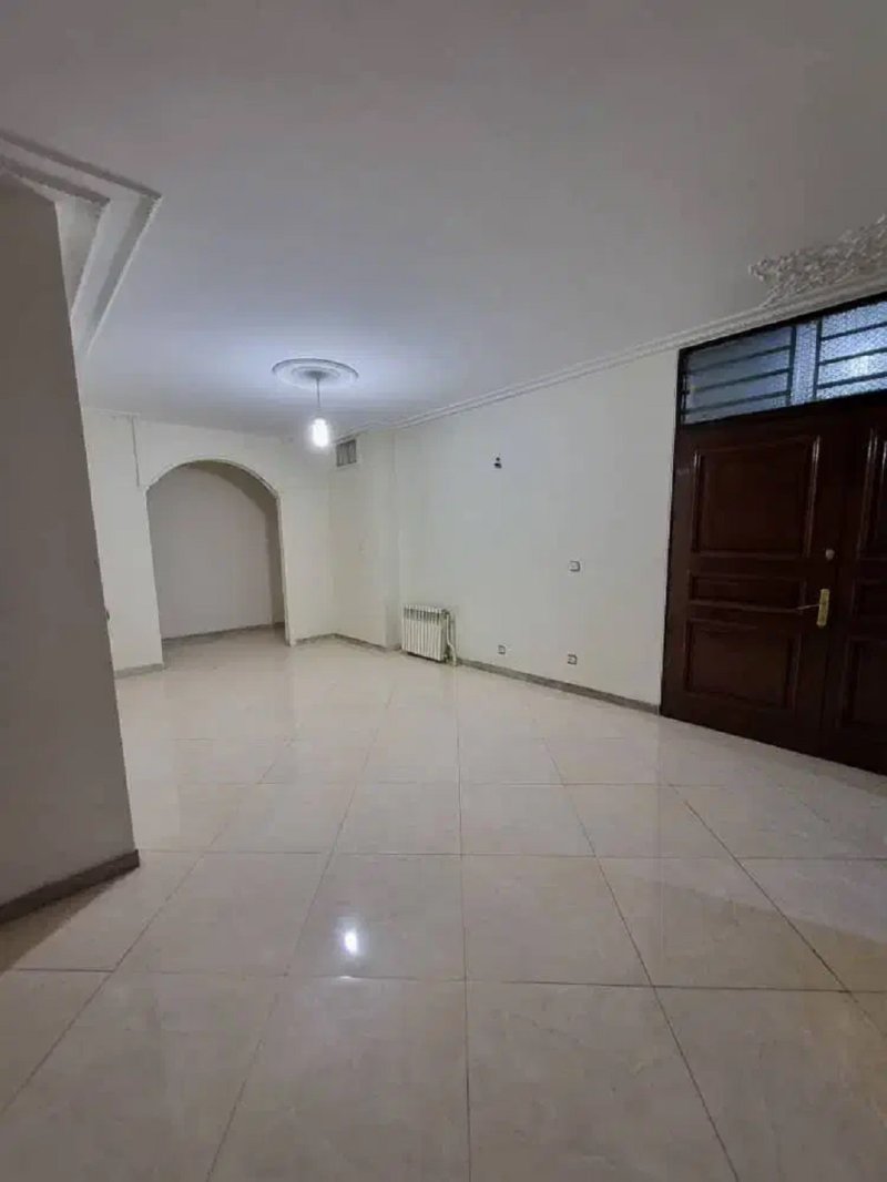 آپارتمان 140 متری سه خوابه در بلوار کشاورز تهران13884828922