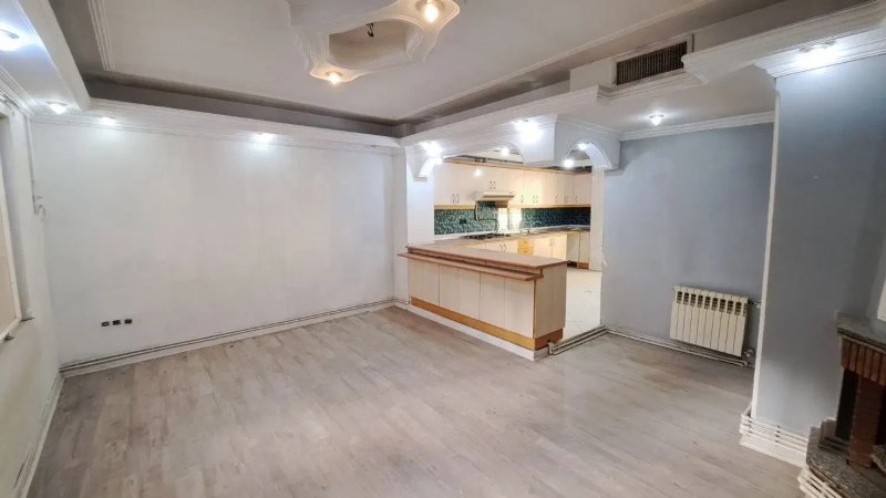 آپارتمان 81 متری دو خوابه در میدان فلسطین تهران13884428903