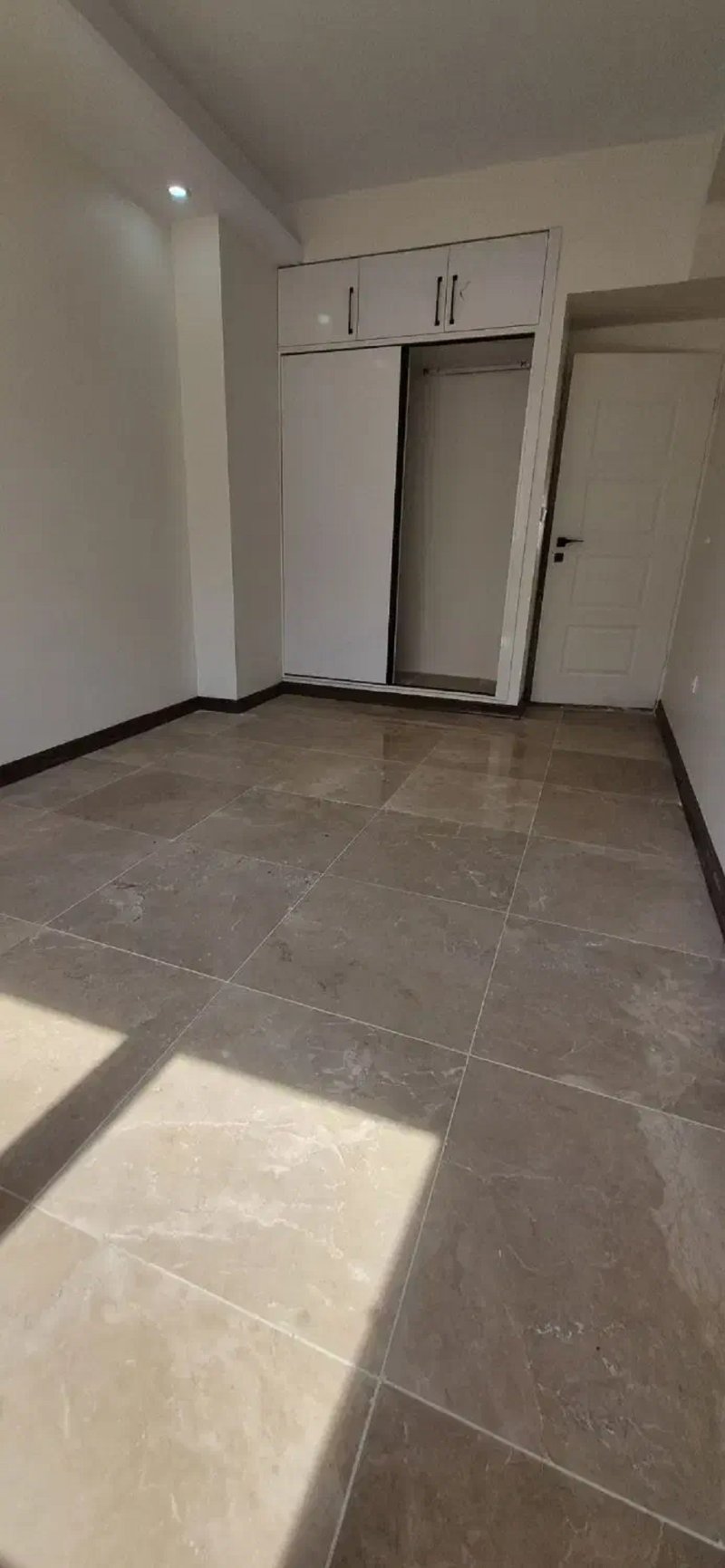 آپارتمان 109 متری دو خوابه در نیروی هوایی تهران13882428819