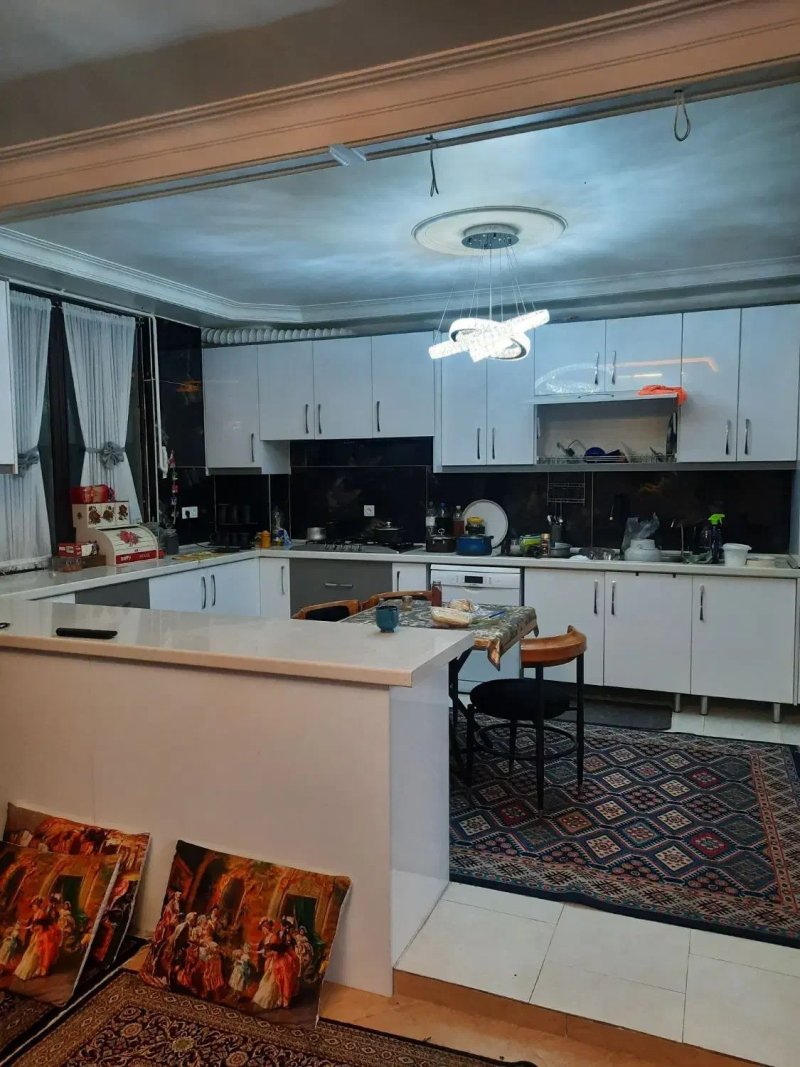 آپارتمان 220 متری چهارخوابه در پونک تهران13887428972