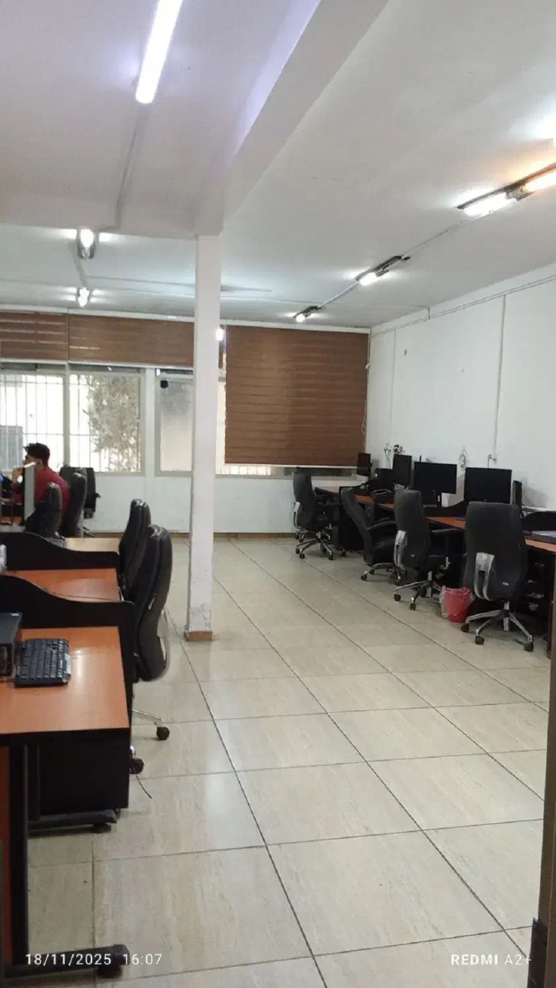 اداری 500 متری چهارخوابه در توحید تهران13884028882