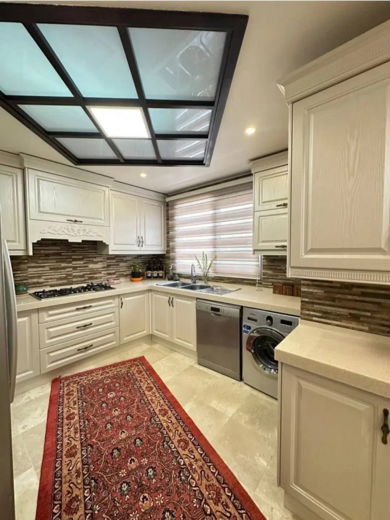 آپارتمان 135 متری سه خوابه در پونک تهران13888728982