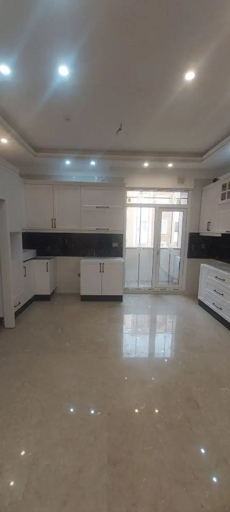 آپارتمان 150 متری سه خوابه در پیروزی تهران13883428858