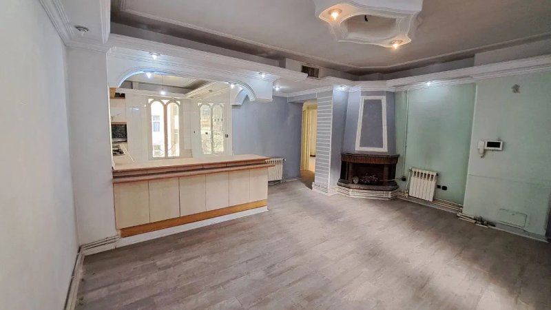 آپارتمان 81 متری دو خوابه در میدان فلسطین تهران13884428899