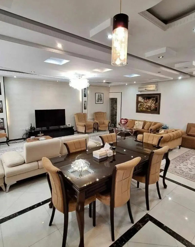 آپارتمان 81 متری دو خوابه در پونک تهران13888628978