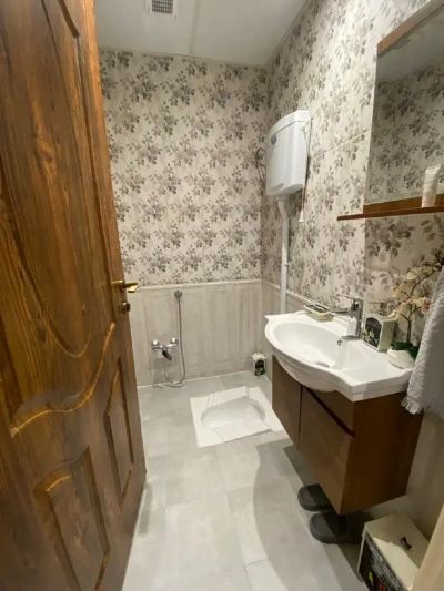 آپارتمان 136 متری سه خوابه در شهران شمالی تهران