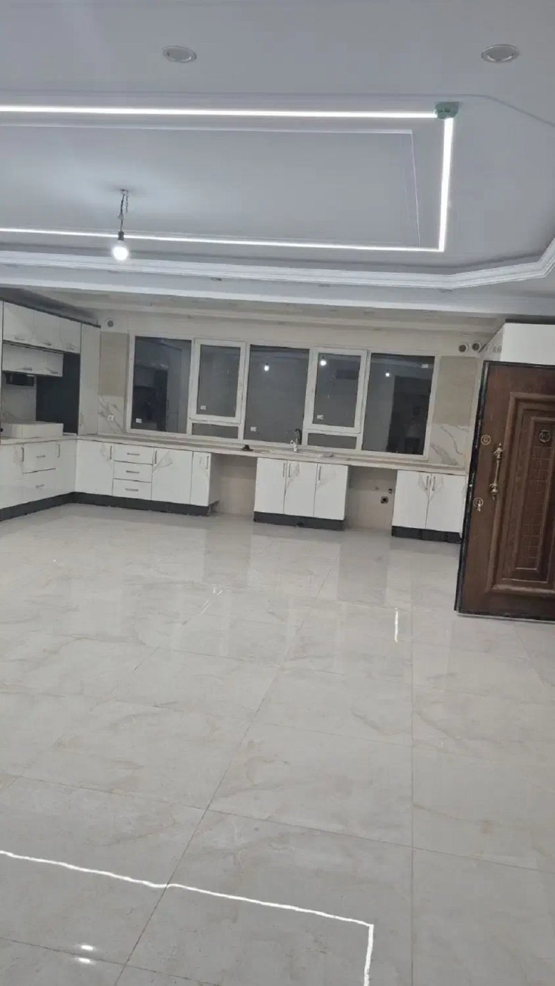 آپارتمان 132 متری سه خوابه در شیخ هادی تهران13883628868