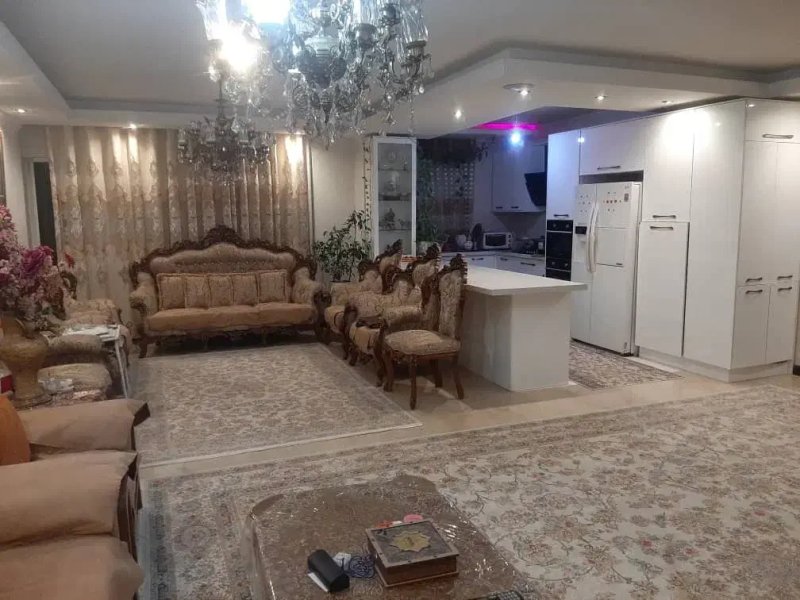 آپارتمان 140 متری سه خوابه در شهران شمالی تهران13889628994